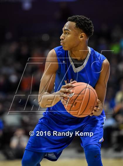 Thumbnail 2 in Rainier Beach vs. Bishop Gorman (Bass Pro Tournament of Champions) photogallery.