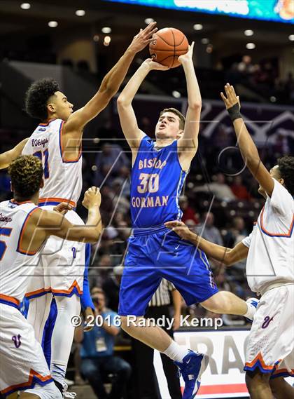 Thumbnail 1 in Rainier Beach vs. Bishop Gorman (Bass Pro Tournament of Champions) photogallery.