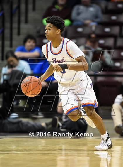 Thumbnail 1 in Rainier Beach vs. Bishop Gorman (Bass Pro Tournament of Champions) photogallery.