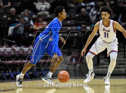 Thumbnail 2 in Rainier Beach vs. Bishop Gorman (Bass Pro Tournament of Champions) photogallery.