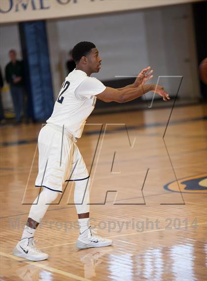 Thumbnail 2 in Nichols @ Canisius photogallery.