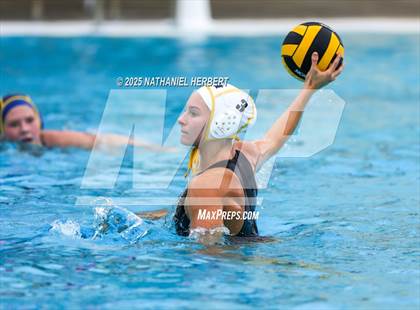 Thumbnail 1 in El Segundo vs. Sunny Hills (Villa Park Classic) photogallery.