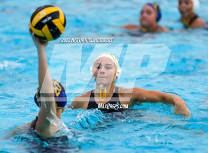 Thumbnail 1 in El Segundo vs. Sunny Hills (Villa Park Classic) photogallery.