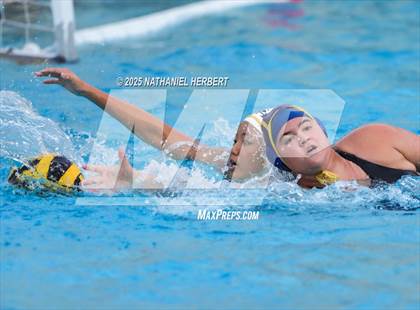Thumbnail 2 in El Segundo vs. Sunny Hills (Villa Park Classic) photogallery.