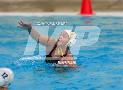 Thumbnail 3 in El Segundo vs. Sunny Hills (Villa Park Classic) photogallery.