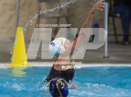 Thumbnail 3 in El Segundo vs. Sunny Hills (Villa Park Classic) photogallery.