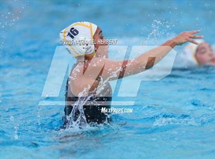 Thumbnail 2 in El Segundo vs. Sunny Hills (Villa Park Classic) photogallery.