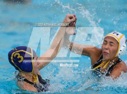 Thumbnail 3 in El Segundo vs. Sunny Hills (Villa Park Classic) photogallery.