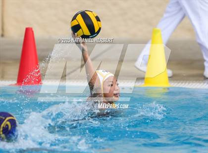 Thumbnail 3 in El Segundo vs. Sunny Hills (Villa Park Classic) photogallery.