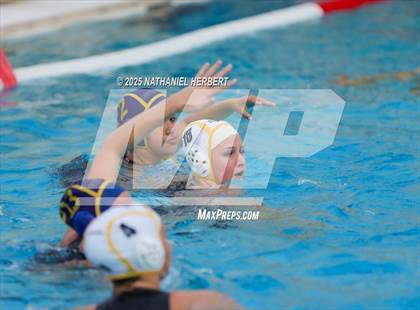 Thumbnail 1 in El Segundo vs. Sunny Hills (Villa Park Classic) photogallery.