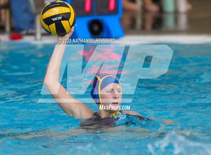 Thumbnail 2 in El Segundo vs. Sunny Hills (Villa Park Classic) photogallery.