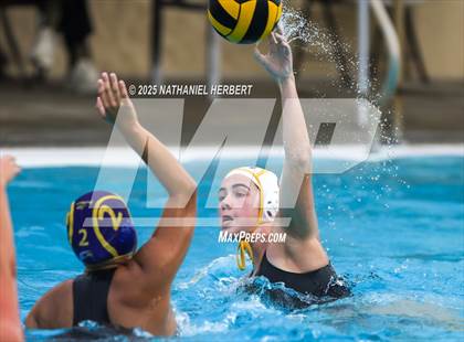 Thumbnail 1 in El Segundo vs. Sunny Hills (Villa Park Classic) photogallery.