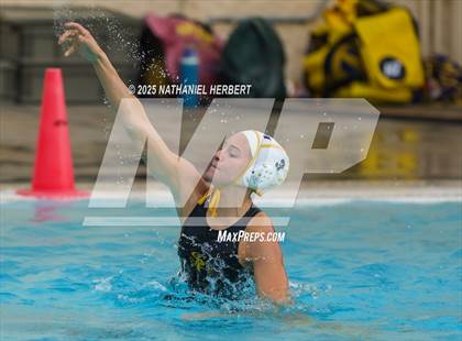 Thumbnail 3 in El Segundo vs. Sunny Hills (Villa Park Classic) photogallery.