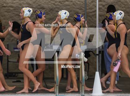 Thumbnail 2 in El Segundo vs. Sunny Hills (Villa Park Classic) photogallery.