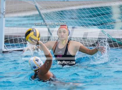 Thumbnail 2 in El Segundo vs. Sunny Hills (Villa Park Classic) photogallery.