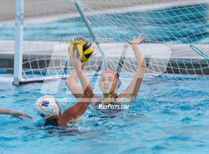 Thumbnail 1 in El Segundo vs. Sunny Hills (Villa Park Classic) photogallery.