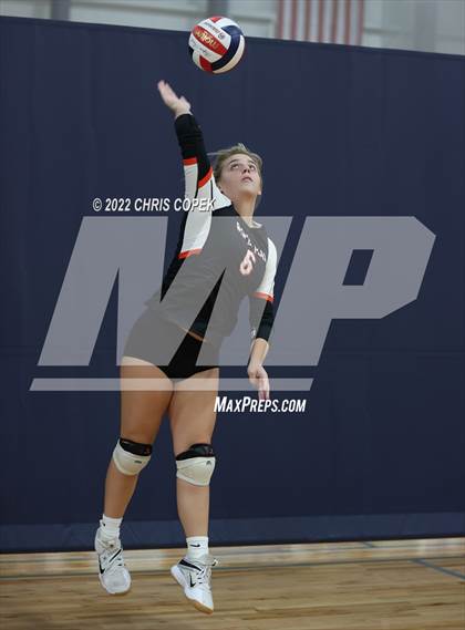 Thumbnail 2 in Winter Park vs McGill-Toolen (Nike Tournament of Champions) photogallery.