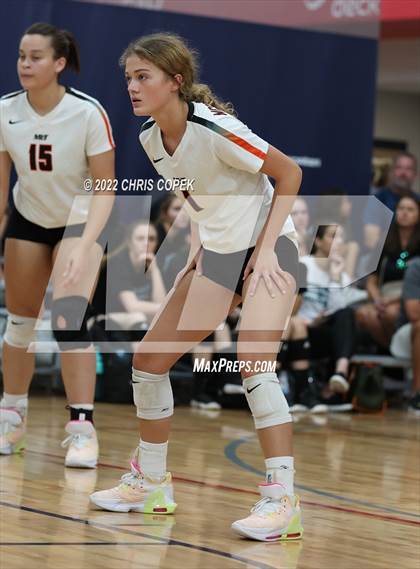 Thumbnail 2 in Winter Park vs McGill-Toolen (Nike Tournament of Champions) photogallery.