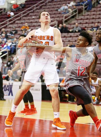 Thumbnail 1 in Sharon vs. Imhotep Charter (PIAA AAAA Championship) photogallery.