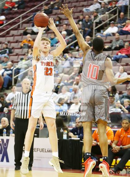 Thumbnail 2 in Sharon vs. Imhotep Charter (PIAA AAAA Championship) photogallery.