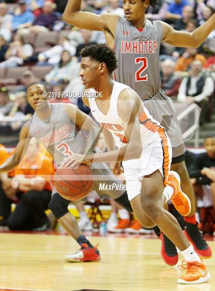 Thumbnail 2 in Sharon vs. Imhotep Charter (PIAA AAAA Championship) photogallery.