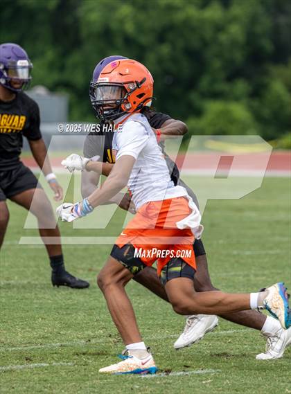Thumbnail 3 in DeSoto Central vs Fairley (U of Memphis 7v7) photogallery.
