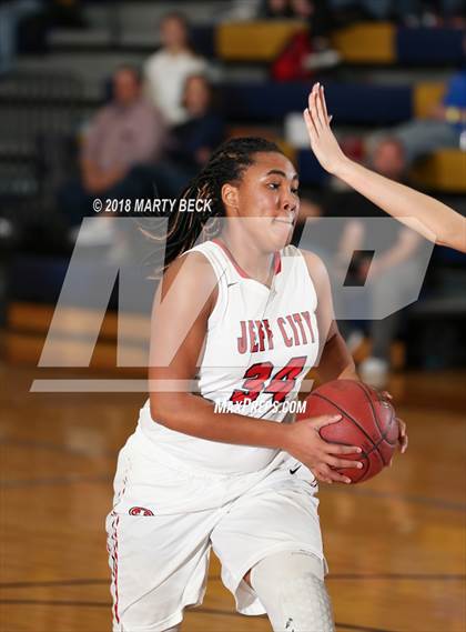 Thumbnail 1 in Jefferson City vs Saxony (Central Bank Shootout) photogallery.