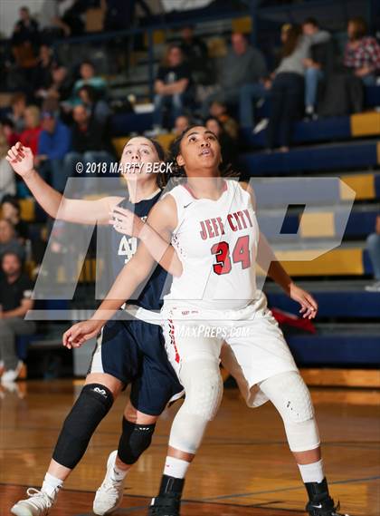 Thumbnail 3 in Jefferson City vs Saxony (Central Bank Shootout) photogallery.