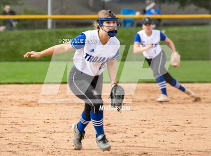 Thumbnail 3 in Delta @ Indianapolis Bishop Chatard photogallery.