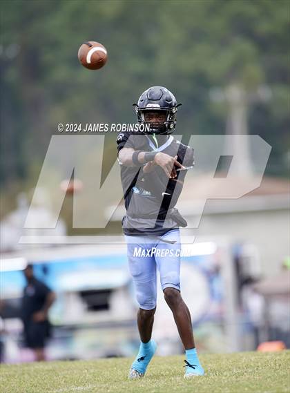 Thumbnail 1 in Ribault @ Raines photogallery.