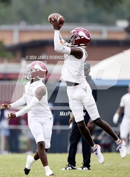 Thumbnail 1 in Ribault @ Raines photogallery.