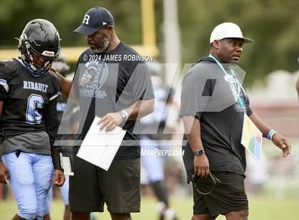 Thumbnail 2 in Ribault @ Raines photogallery.
