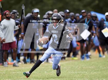 Thumbnail 1 in Ribault @ Raines photogallery.