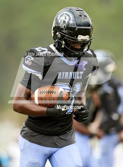 Thumbnail 1 in Ribault @ Raines photogallery.