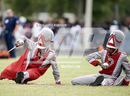 Thumbnail 1 in Ribault @ Raines photogallery.