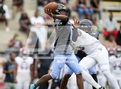Thumbnail 1 in Ribault @ Raines photogallery.