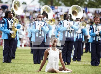 Thumbnail 2 in Ribault @ Raines photogallery.