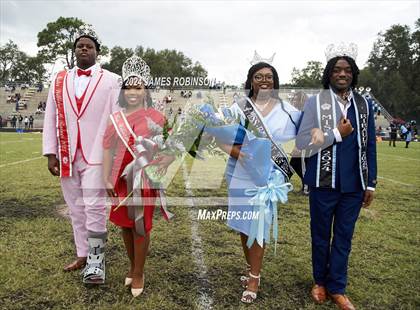 Thumbnail 2 in Ribault @ Raines photogallery.