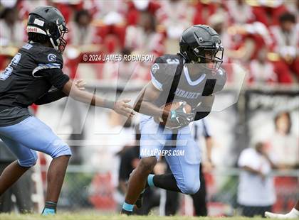 Thumbnail 2 in Ribault @ Raines photogallery.