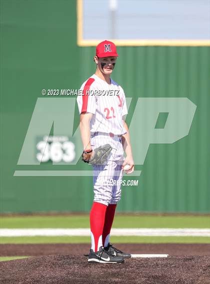 Thumbnail 1 in Marcus vs Keller photogallery.