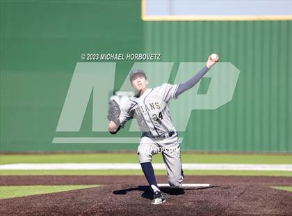Thumbnail 1 in Marcus vs Keller photogallery.