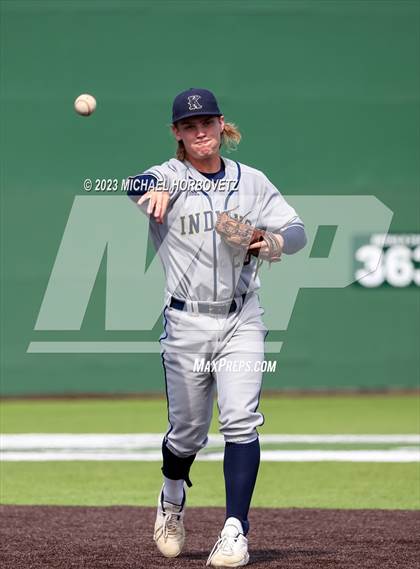 Thumbnail 3 in Marcus vs Keller photogallery.
