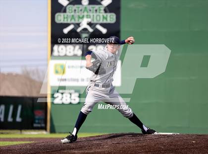 Thumbnail 2 in Marcus vs Keller photogallery.
