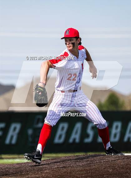 Thumbnail 2 in Marcus vs Keller photogallery.