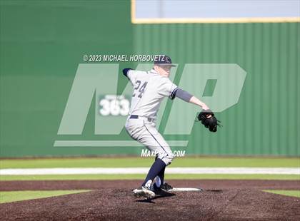 Thumbnail 1 in Marcus vs Keller photogallery.