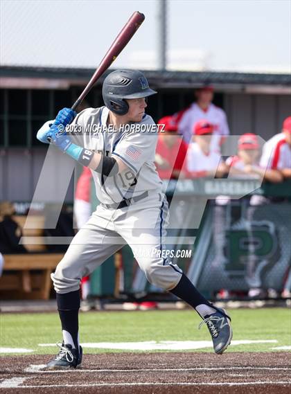 Thumbnail 2 in Marcus vs Keller photogallery.