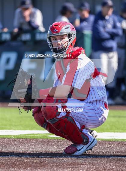 Thumbnail 3 in Marcus vs Keller photogallery.