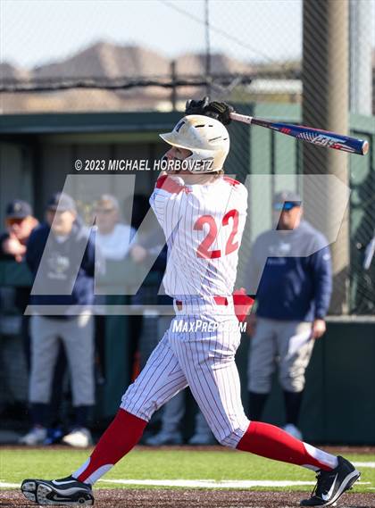 Thumbnail 3 in Marcus vs Keller photogallery.