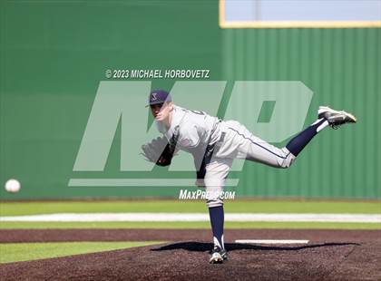 Thumbnail 2 in Marcus vs Keller photogallery.
