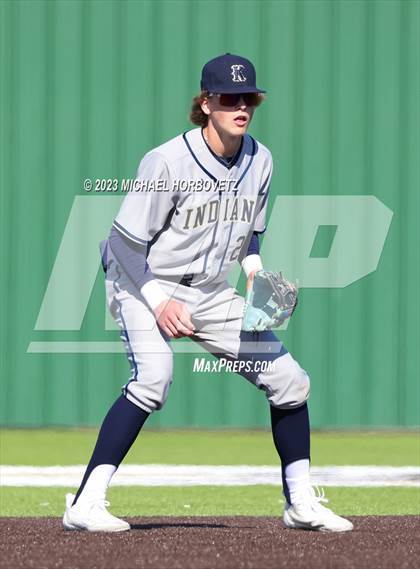 Thumbnail 1 in Marcus vs Keller photogallery.